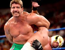 Eddie Guerrero contro Ray Mistirio