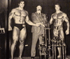 Joe Weider tra Lou Ferrigno ed Arnold Schwarzenegger